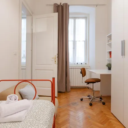 Апартаменти Palladio Due - Spazioso 3 Трієст