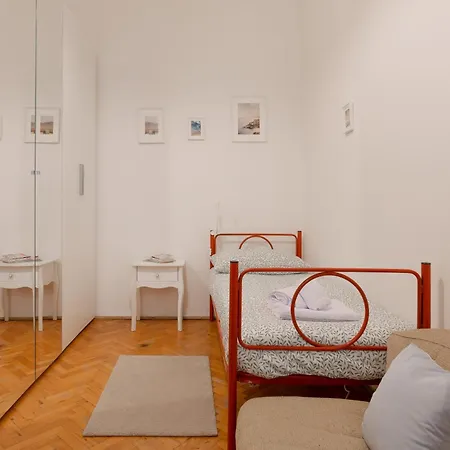 Апартаменти Palladio Due - Spazioso 3 Трієст